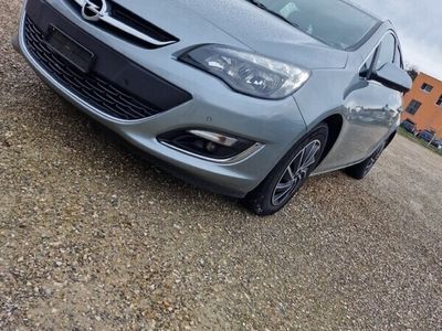gebraucht Opel Astra SportsTourer 1.4i 16V Turbo Cosmo