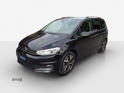 Gebraucht VW Touran Highline 150 PS (110 kW) 2024 Deepblack perleffekt Van / Kleinbus