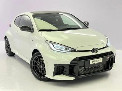Weiss Neu 2025 Toyota Yaris Sport Kleinwagen | CHF 56’240 (Teuer)