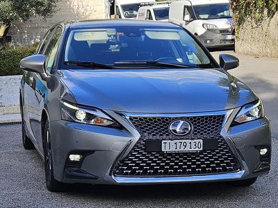Gebraucht Lexus CT200h 136 PS (100 kW) 2018