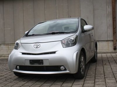 Toyota iQ