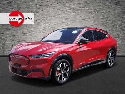 Gebraucht Ford Mustang Mach-E 272 kW (371 PS) 2025 Rot SUV