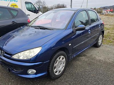 Gebraucht 2004 Peugeot 206 | CHF 2’500 (Fairer Preis)