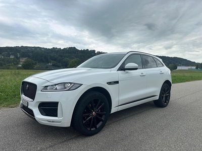 Gebraucht 2017 Jaguar F-Pace R-Sport SUV | CHF 19’900 (Etwas zu teuer)