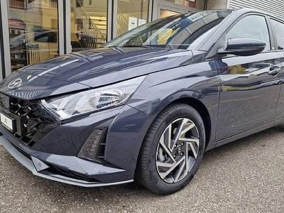 Grau Neu 2025 Hyundai i20 Limousine | CHF 28’050 (Etwas zu teuer)
