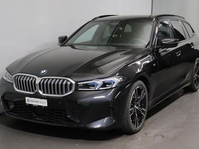 Schwarz Gebraucht 2023 BMW 330 Shadowline Kombi | CHF 42’800