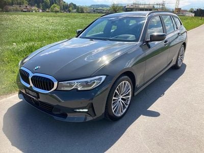 Gebraucht 2020 BMW 320e Luxury Line Kombi | CHF 19’990 (Teuer)