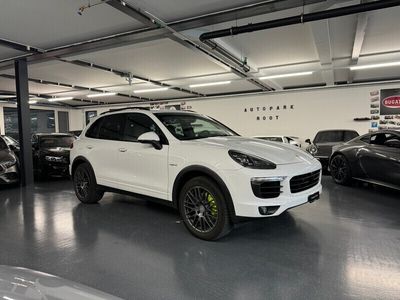 Porsche Cayenne S E-Hybrid