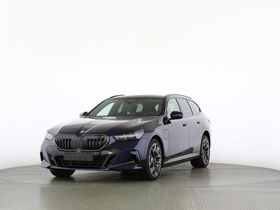 Neu 2025 BMW 550e M Sport Kombi | CHF 115’200 (Fairer Preis)