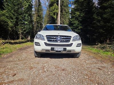 Gebraucht Mercedes ML350 231 PS (169 kW) 2010 SUV