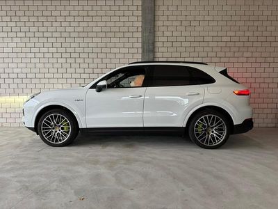 Gebraucht Porsche Cayenne Platinum Edition 462 PS (339 kW) 2022 SUV