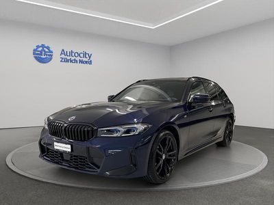 Blau Gebraucht 2023 BMW 320e Comfort Edition Kombi | CHF 39’990 (Fairer Preis)