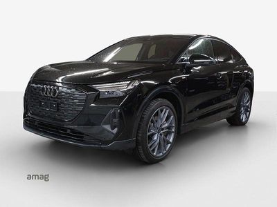 Mythosschwarz metallic Gebraucht 2024 Audi Q4 e-tron Ambiente SUV | CHF 49’990 (Etwas zu teuer)