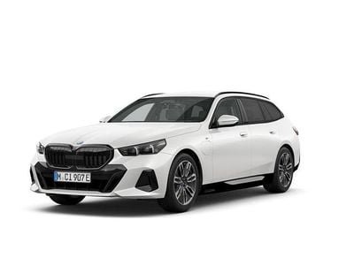 Weiss Gebraucht 2024 BMW 530e M Sport Kombi | CHF 57’500