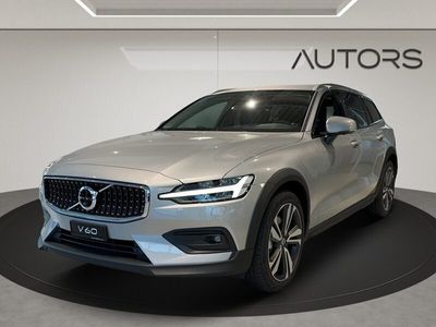 gebraucht Volvo V60 CC 2.0 B4 Plus AWD