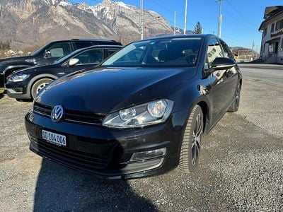 Gebraucht VW Golf VII Comfortline 105 PS (77 kW) 2014