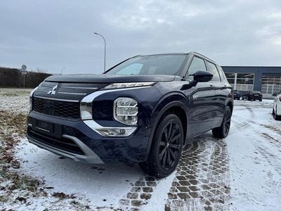 Gebraucht Mitsubishi Outlander P-HEV Instyle 306 PS (225 kW) 2025