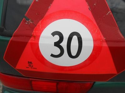 Gebraucht 1999 Subaru Justy Kleinwagen | CHF 6’500 (Etwas zu teuer)