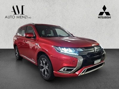 Rot Gebraucht 2019 Mitsubishi Outlander P-HEV SUV | CHF 24’900 (Teuer)