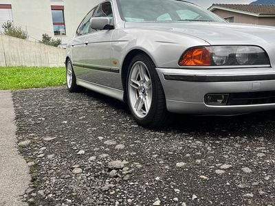 Gebraucht 1999 BMW 523 | CHF 6’000
