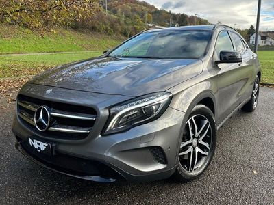 gebraucht Mercedes GLA250 Urban 4Matic 7G-DCT