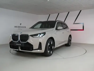 Neu (2026) BMW X3 M Sport 299 PS | Teuer
