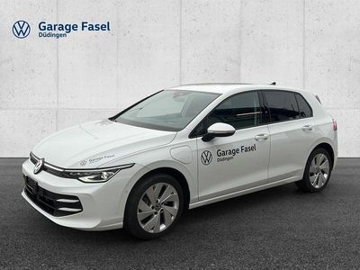 Weiss Gebraucht 2025 VW Golf VIII Life Limousine | CHF 37’400