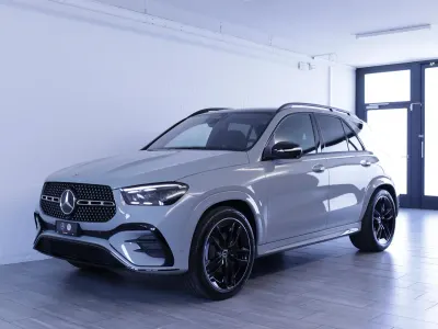 Neu (2026) Mercedes GLE450 AMG AMG line 387 PS | Teuer