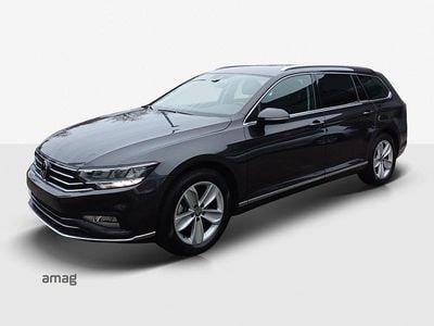 Mangangrau metallic Gebraucht 2022 VW Passat Elegance Kombi | CHF 27’900 (Fairer Preis)