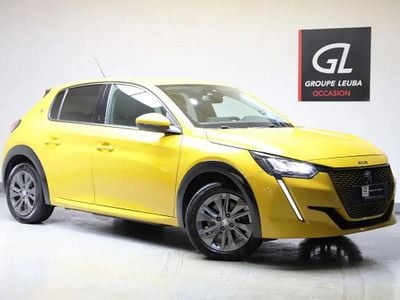 Gelb Gebraucht 2025 Peugeot e-208 Allure Kleinwagen | CHF 15’850