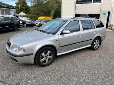 Gebraucht 2002 Skoda Octavia Elegance | CHF 800