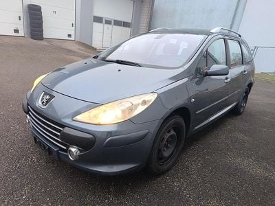 Gebraucht Peugeot 307 Premium 110 PS (80 kW) 2008 Kombi