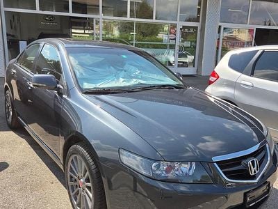 Gebraucht 2004 Honda Accord Executive | CHF 8’000 (Etwas zu teuer)