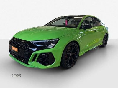 Gebraucht Audi RS3 Ambiente 400 PS (294 kW) 2022 Kyalamigrün Limousine