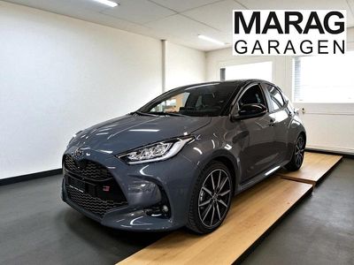Grau Neu 2025 Toyota Yaris Hybrid Sport Limousine | CHF 32’840 (Fairer Preis)
