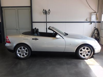 Mercedes SLK230