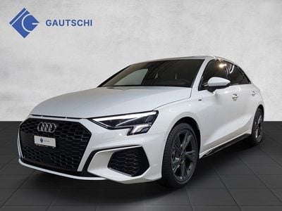 Weiss Gebraucht 2024 Audi A3 Attraction Limousine | CHF 33’900 (Fairer Preis)