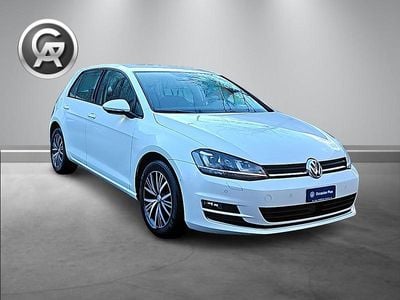 Weiss Gebraucht 2016 VW Golf VII Allstar Limousine | CHF 15’900 (Etwas zu teuer)
