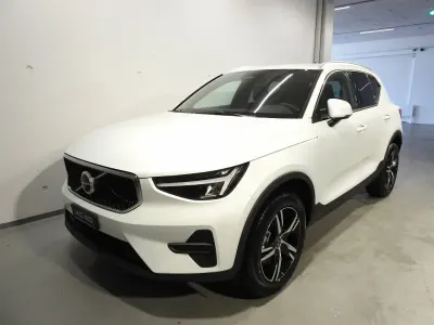 Neu (2026) Volvo XC40 Core 177 PS | Etwas zu teuer