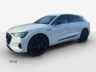 Gletscherweiss metallic Gebraucht 2022 Audi e-tron Advanced SUV | CHF 42’990 (Etwas zu teuer)
