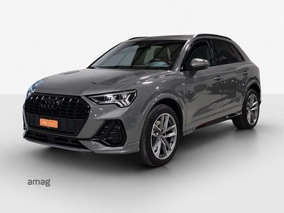 Gebraucht Audi Q3 Attraction 245 PS (180 kW) 2022 Chronosgrau metallic SUV