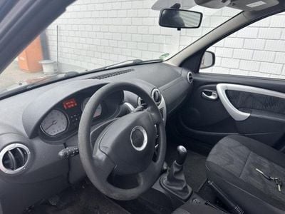 Gebraucht 2010 Dacia Logan Lauréate Kombi | CHF 2’900