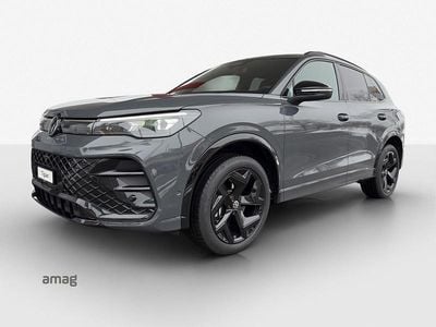 Delfingrau metallic Gebraucht 2024 VW Tiguan R-line SUV | CHF 48’900 (Etwas zu teuer)