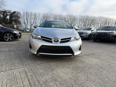 Gebraucht 2013 Toyota Auris Touring Sports Terra Kombi | CHF 10’900 (Etwas zu teuer)