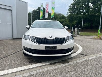Gebraucht Skoda Octavia Ambition 184 PS (135 kW) 2020 Kombi