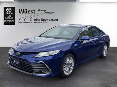 Gebraucht Toyota Camry Premium 218 PS (160 kW) 2022 Blau Limousine