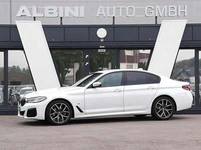 Weiss Gebraucht 2022 BMW 520 M Sport Limousine | CHF 42’900 (Fairer Preis)