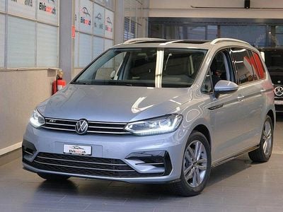 Gebraucht 2025 VW Touran R-line Van / Kleinbus | CHF 35’900 (Etwas zu teuer)