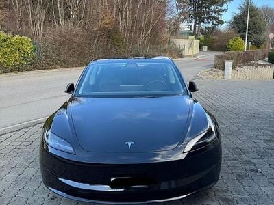 Gebraucht Tesla Model 3 RWD 208 kW (283 PS) 2024 Limousine