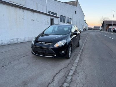 Gebraucht 2014 Ford C-MAX Titanium Van / Kleinbus | CHF 2’600 (Etwas zu teuer)